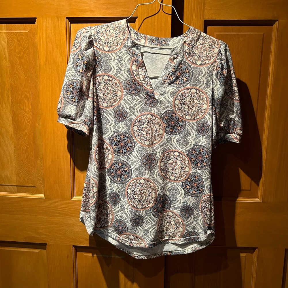 Pretty Top size L